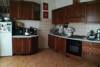 Rexer-Baschi-Vendesi-Appartamento-Civitella-del-Lago-CUCINA