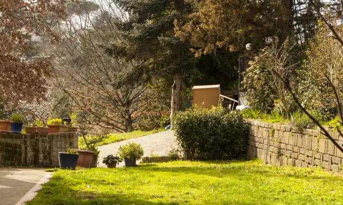 Rexer-Rignano-Flaminio-Villa-con-giardino-Giardino