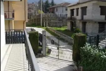 Rexer-Balsorano-Vendesi-Casa-singola-con-recinsione-a-BALSORANO-AQ-Giardino