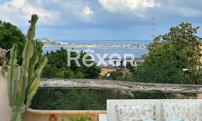 Rexer-Villa-San-Giovanni-A-VILLA-SAN-GIOVANNI-Villa-con-piscina-e-vista-panoramica-sullo-stretto-di-Messina-TERRAZZO