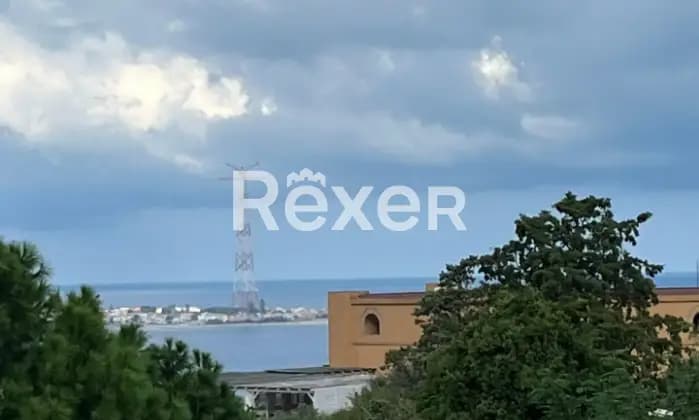 Rexer-Villa-San-Giovanni-A-VILLA-SAN-GIOVANNI-Villa-con-piscina-e-vista-panoramica-sullo-stretto-di-Messina-GIARDINO