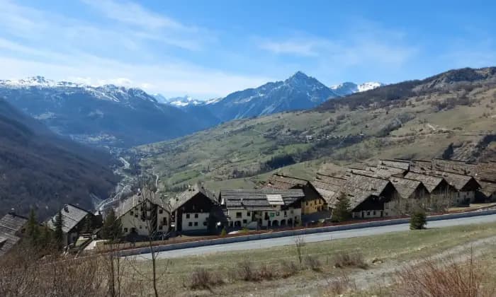 Rexer-Sestriere-Vendesi-appartamento-sito-a-GRANGESISES-SESTRIERE-Terrazzo