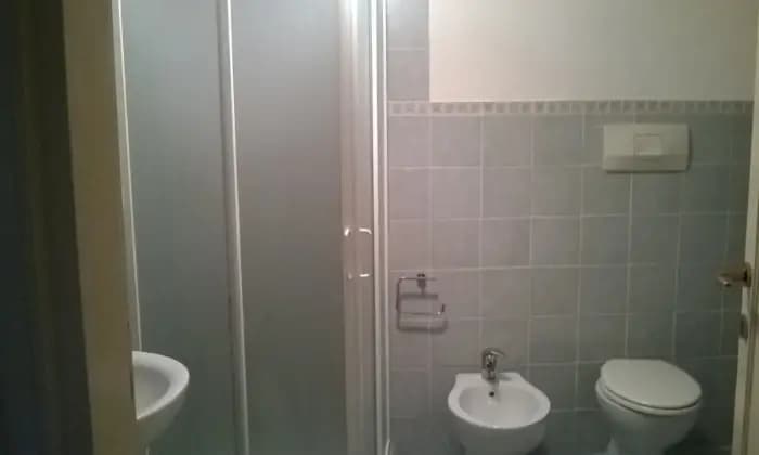 Rexer-Verbania-VENDESI-CASA-IN-ZONA-COLLINARE-A-VERBANIA-Bagno