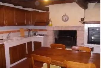Rexer-Civita-Castellana-Vendesi-casa-indipendente-a-CIVITA-CASTELLANA-VT-Cucina