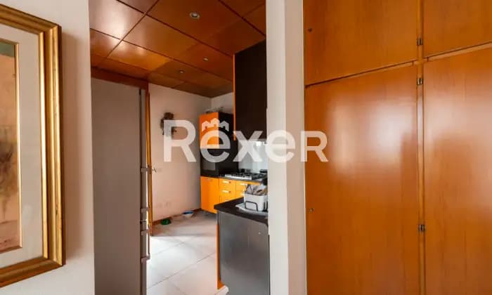 Rexer-Carpenedolo-Splendido-attico-dal-design-moderno-con-ampio-terrazzo-CUCINA