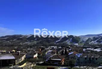 Rexer-Sassofeltrio-VILLETTA-ALLO-STATO-RUSTICO-SU-TRE-PIANI-Ingresso-esterno