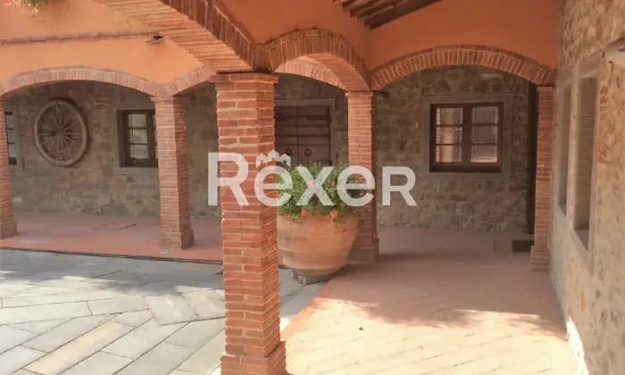 Rexer-Cortona-Appartamento-elegantissimo-e-caratteristico-utilizzabile-anche-per-uso-turistico-Terrazzo