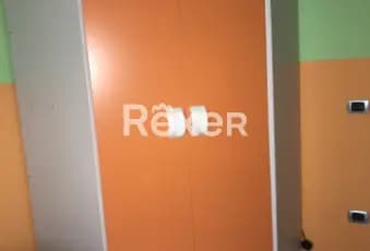 Rexer-Grotte-Appartamento-in-ottime-condizioni-con-balconivendo-senza-mobili-Altro