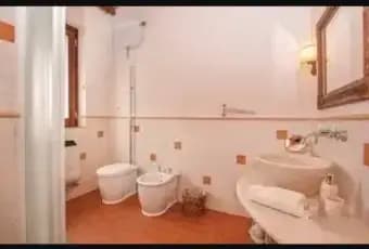 Rexer-Montecchio-Casale-in-pietra-con-piscina-in-vendita-a-MONTECCHIO-TR-Bagno