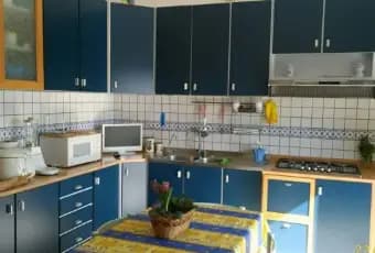 Rexer-Marsala-Ampio-appartamento-semiarredato-con-posto-auto-assegnato-Cucina