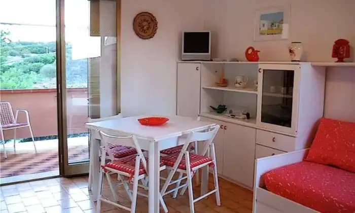 Rexer-Golfo-Aranci-Vendesi-appartamento-sul-mare-a-GOLFO-ARANCI-SS-Cucina