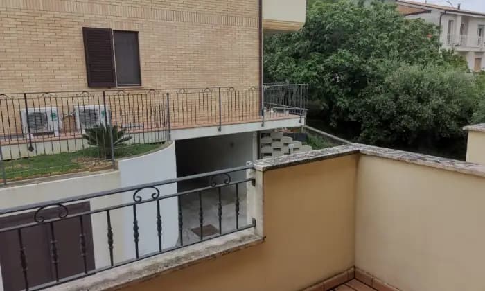 Rexer-Fermo-Appartamento-zona-residenziale-Fermo-Terrazzo