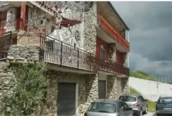 Rexer-Montefalcone-di-Val-Fortore-Appartamento-al-primo-piano-a-Montefalcone-di-Val-Fortore-BN-Terrazzo