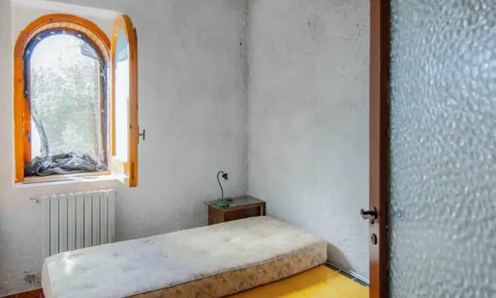 Rexer-Castelvetere-sul-Calore-Villa-Bifamiliare-in-vendita-a-Castelvetere-sul-calore-CAMERA-DA-LETTO