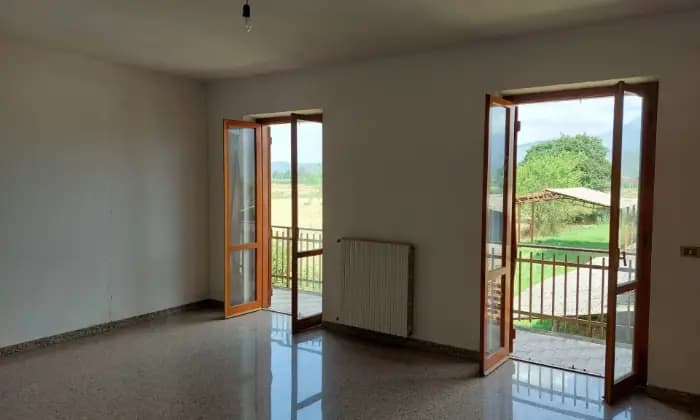 Rexer-Priverno-Casa-in-vendita-in-via-Fontana-Vecchia-a-Priverno-Altro