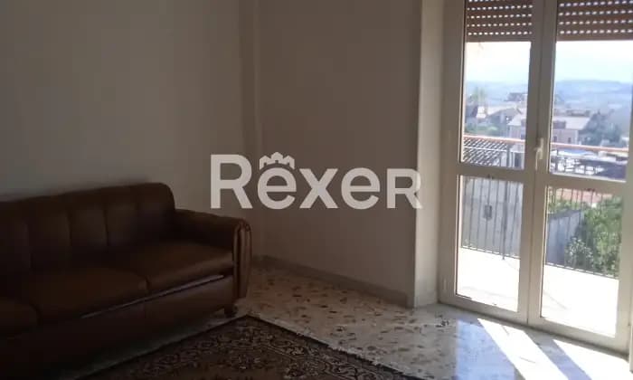 Rexer-Giffoni-Sei-Casali-Appartamento-in-vendita-in-zona-centralissima-a-Giffoni-Sei-Casali-Giardino