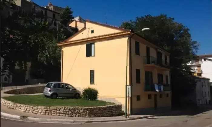 Rexer-Bucchianico-Appartamento-in-vendita-in-via-Santa-Chiara-a-Bucchianico-Giardino