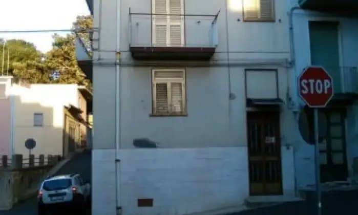 Rexer-Carlentini-Casa-singola-in-vendita-in-via-Porta-Agnone-a-Carlentini-Terrazzo