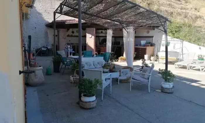 Rexer-Messina-Vendesi-villa-singola-Terrazzo