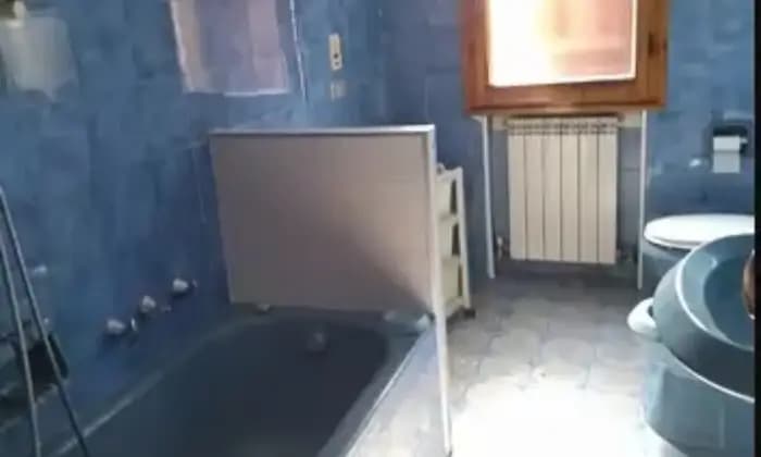 Rexer-Bologna-Appartamento-in-via-Vanotto-a-Crespellano-Valsamoggia-Bagno