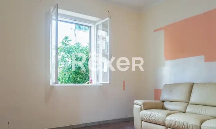 Rexer-Ricadi-Spazioso-appartamento-indipendente-a-piano-terra-SALONE