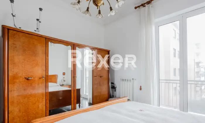 Rexer-Genova-Genova-quartiere-Quarto-Via-Priaruggia-ampio-appartamento-in-vendita-CAMERA-DA-LETTO