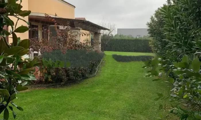 Rexer-Cascina-Villa-unifamiliare-Semicentro-Cascina-Giardino