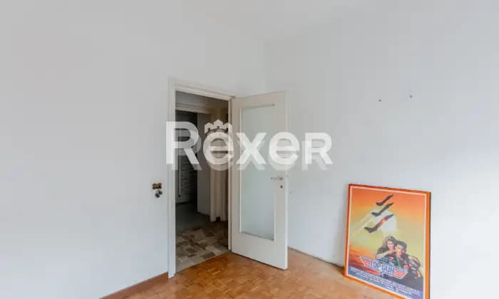 Rexer-Seveso-Incantevole-Appartamento-al-Terzo-Piano-in-Corso-Guglielmo-Marconi-Seveso-CAMERA-DA-LETTO
