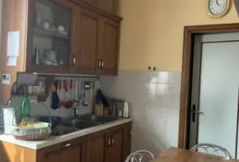 Rexer-Castel-Focognano-Luminoso-appartamento-Cucina