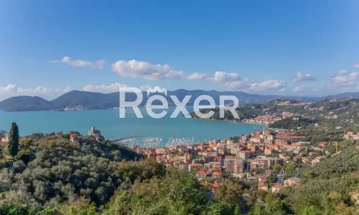 Rexer-Lerici-Panoramico-e-luminoso-bilocale-duplex-con-terrazza-esclusiva-VISTA