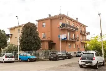 Rexer-Pavia-Trilocale-in-vendita-in-via-Lombardia-a-Pavia-Giardino