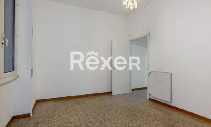 Rexer-Roma-Ampio-appartamento-in-zona-tranquilla-ma-centrale-CAMERA-DA-LETTO