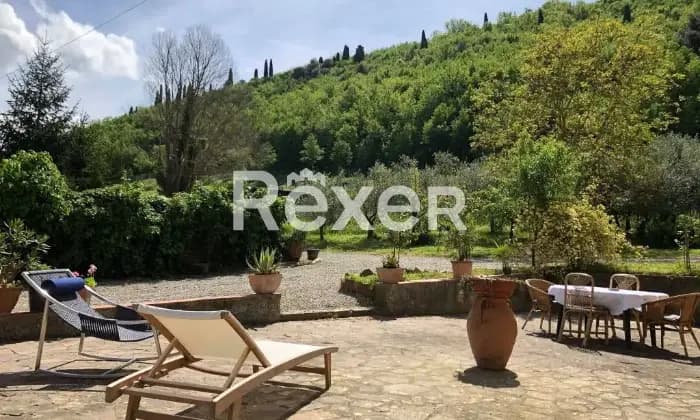 Rexer-Firenze-BIFAMILIARE-colonica-Via-di-Rosano-Gualchiere-Bagno-a-Ripoli-Firenze-Terrazzo