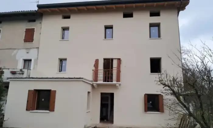 Rexer-Spilimbergo-Casa-in-vendita-in-via-Generale-Antonio-Chinotto-a-Spilimbergo-Terrazzo