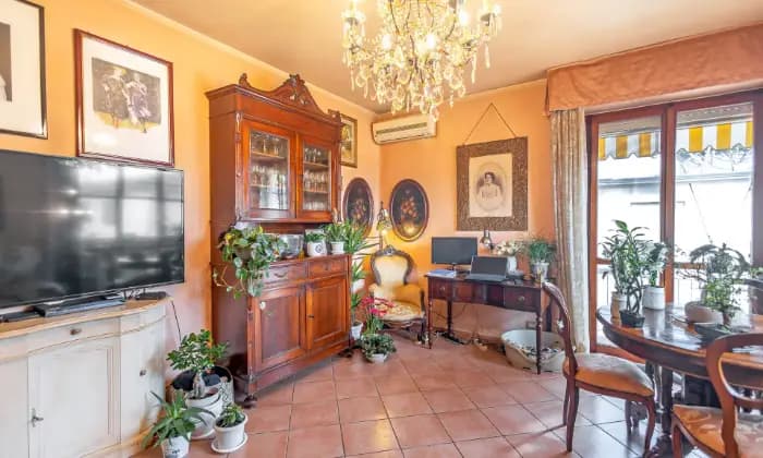 Rexer-Camaiore-Appartamento-in-vendita-in-dAnnunzio-a-Camaiore-SALONE