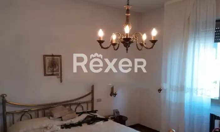 Rexer-Bariano-Villa-unifamiliare-via-Santa-Rita-Bariano-CameraDaLetto