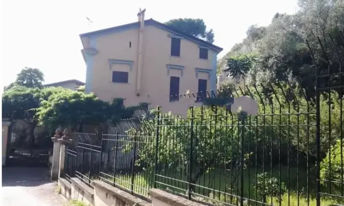 Rexer-Casapulla-Masseria-in-vendita-in-via-S-Giovanni-Casapulla-Terrazzo