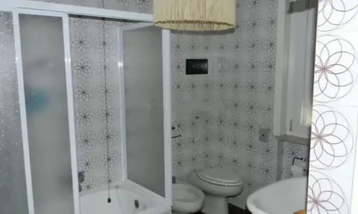 Rexer-Bobbio-Quadrilocale-in-vendita-in-via-XX-Settembre-Bagno