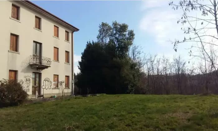 Rexer-Giavera-del-Montello-Casale-in-vendita-in-via-dei-Fiori-Giavera-del-Montello-Terrazzo