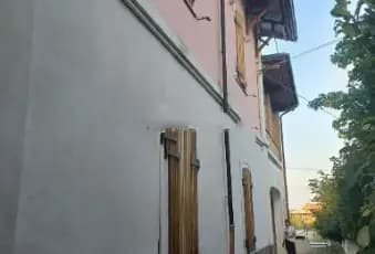 Rexer-Campobasso-Villa-in-vendita-in-Agostino-de-Pretis-Giardino