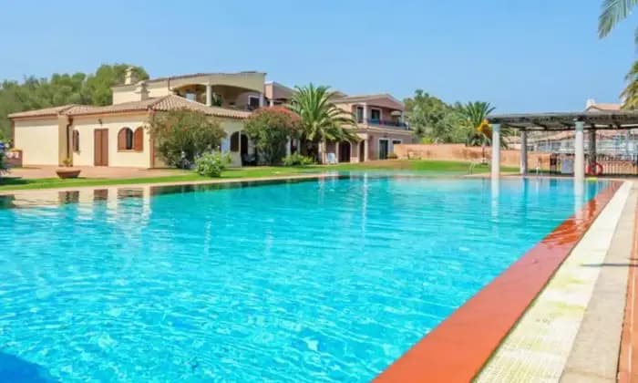 Rexer-Arzachena-Appartamento-in-vendita-residence-con-piscina-ARZACHENA-SS-Piscina