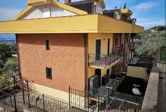 Rexer-Montecorvino-Pugliano-Appartamento-mansardato-in-vendita-a-MONTECORVINO-PUGLIANO-SA-Terrazzo