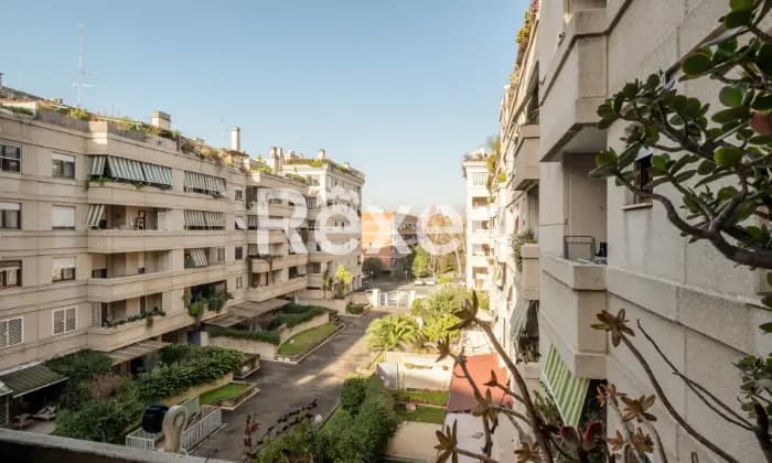 Rexer-Roma-Appartamento-luminoso-con-terrazzo-BALCONI