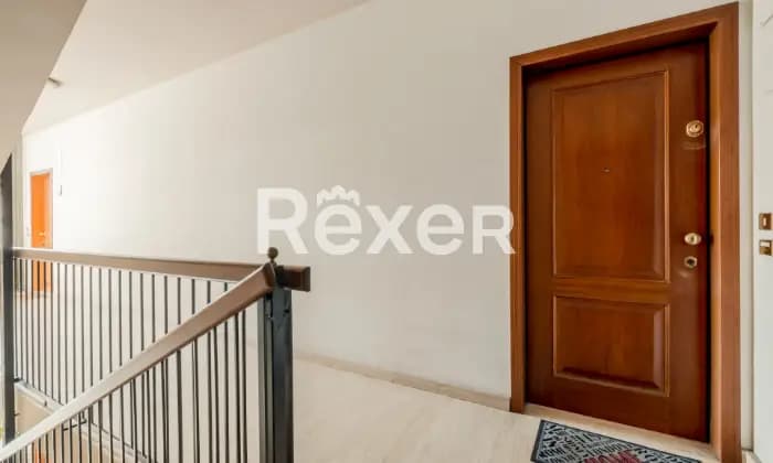 Rexer-Roma-Appartamento-luminoso-con-terrazzo-ALTRO