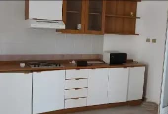 Rexer-Rodi-Garganico-Appartamento-in-Traversa-III-Giacomo-Matteotti-a-Rodi-Garganico-Cucina