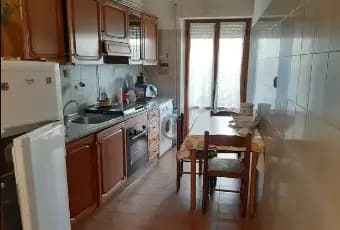 Rexer-Magliano-Sabina-Appartamento-in-vendita-in-via-Corinti-Fiore-a-Magliano-Sabina-Cucina