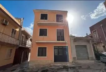 Rexer-Pachino-Casa-indipendente-in-vendita-in-via-Palestro-a-Pachino-Garage