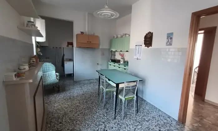 Rexer-Citt-SantAngelo-Appartamento-con-Sottotetto-in-palazzo-signorile-mq-tot-Cucina