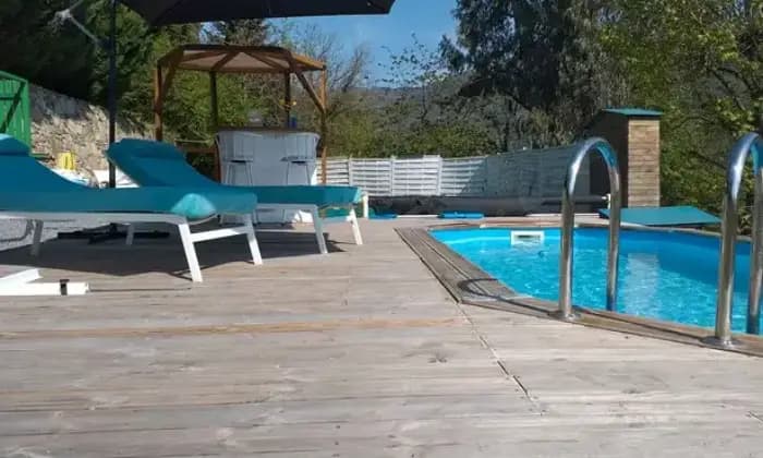Rexer-Ceriana-Villa-con-piccola-piscina-Terrazzo