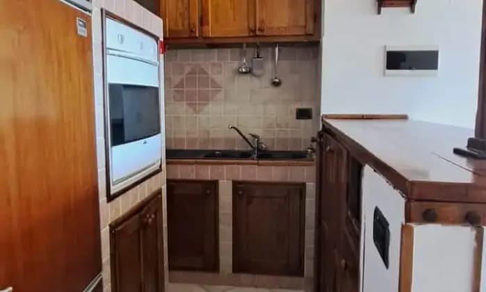 Rexer-Dongo-Vendo-appartamento-Dongo-Lago-di-Como-Cucina